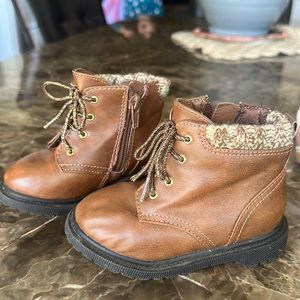 Toddler girl combat boots size 6 brown lace up